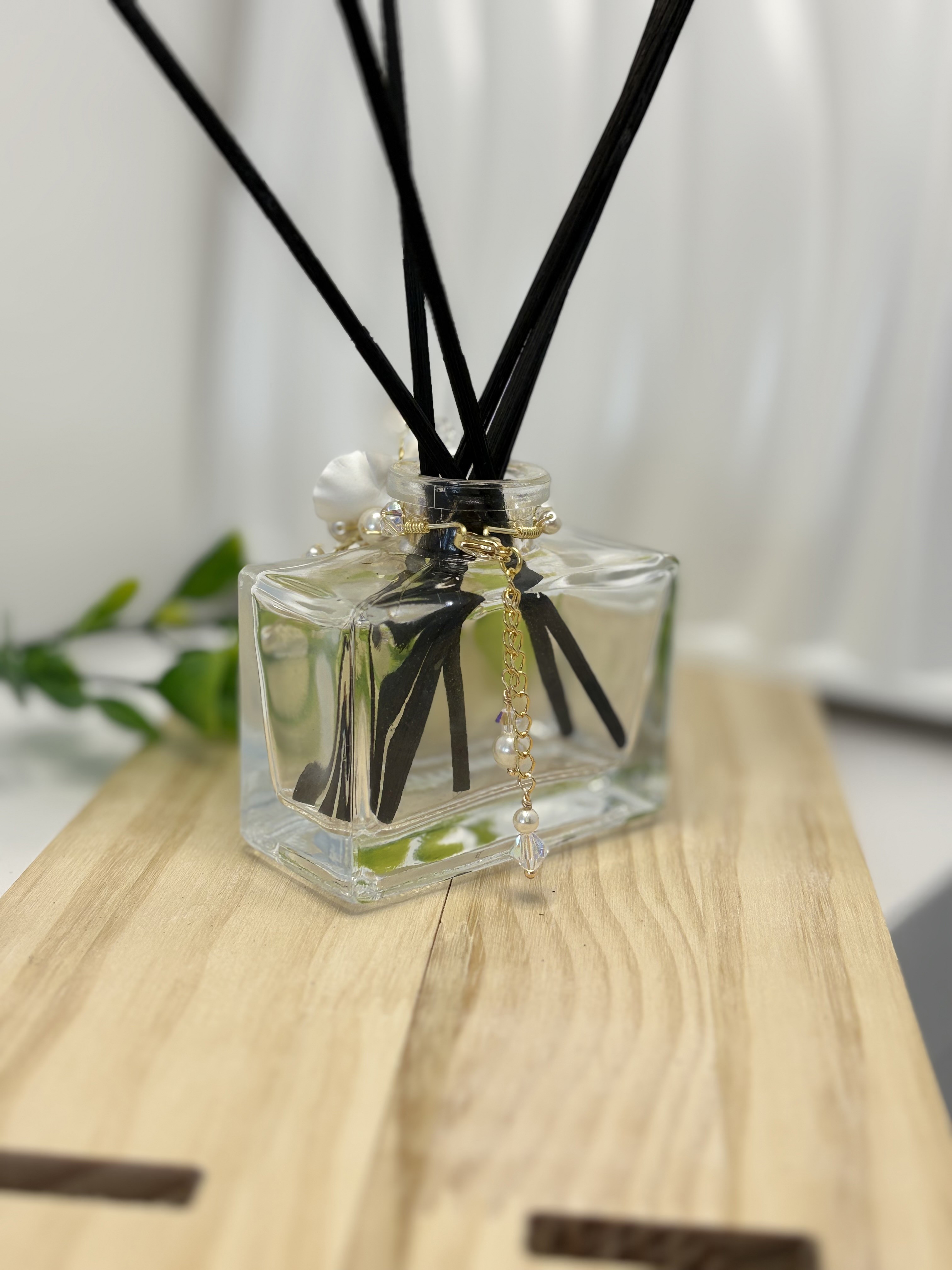 Diffuser bottle/ small vase